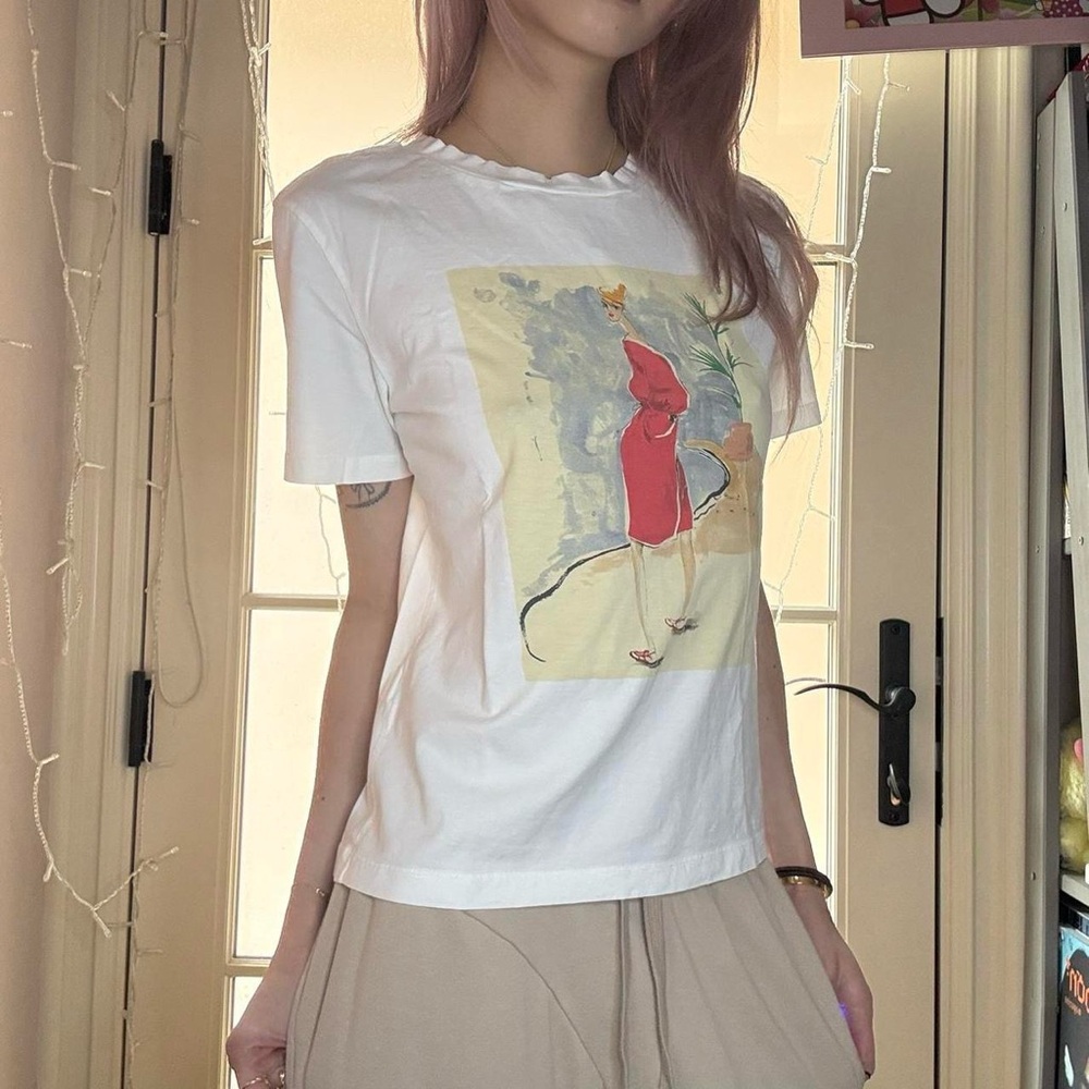 Size S Gently Used 100% Cotton Zara White Graphic Tee w/ Fashion Illustration